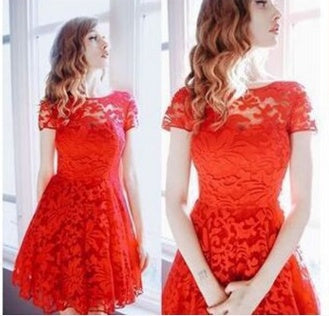 Robe en dentelle pour femme
