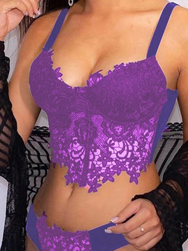 Ensemble de lingerie en dentelle crochetée à bretelles spaghetti et soutien-gorge ajouré 